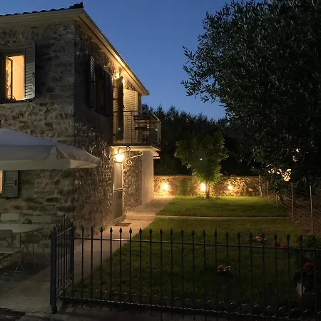 Messinian Stone House Villa Exterior photo