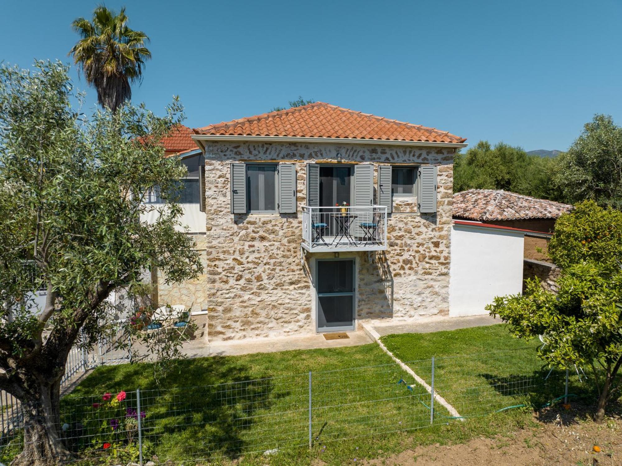 Messinian Stone House * Messini